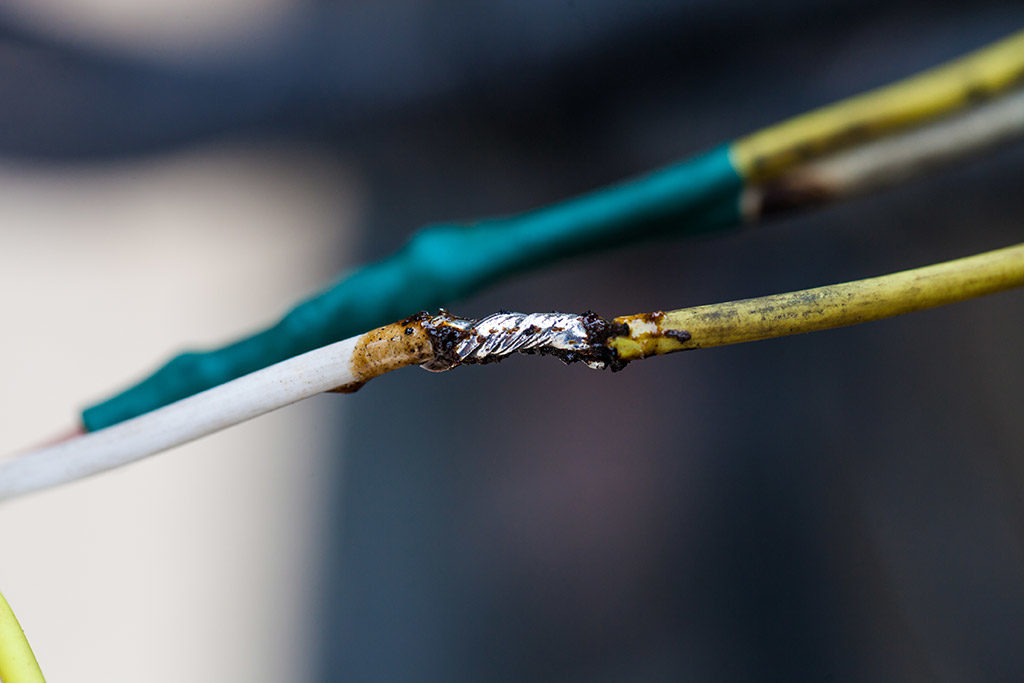 8 Signs You Need Electrical Services | Electricians in Myrtle Beach, SC