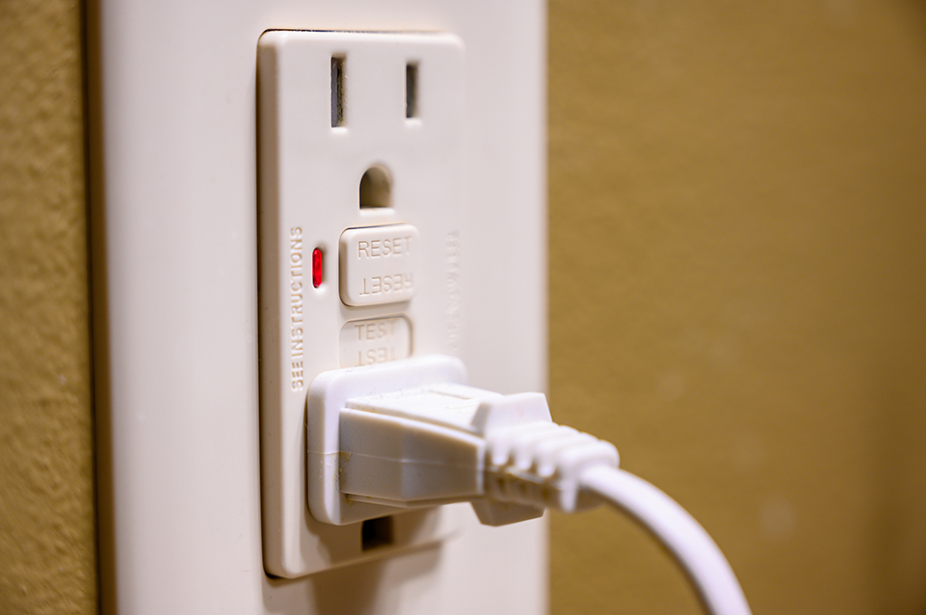 Get Reliable Emergency Electrical Service Done By Mister Sparky | Myrtle Beach, SC
