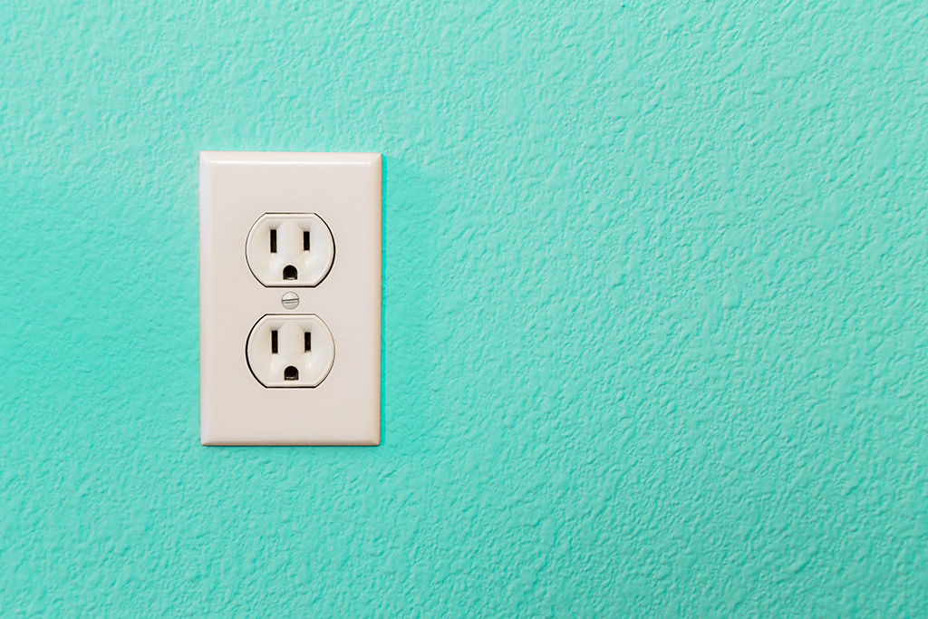 What Signs To Look Out For That It May Be Time For An Electrician To Replace Your Sockets | Myrtle Beach, SC
